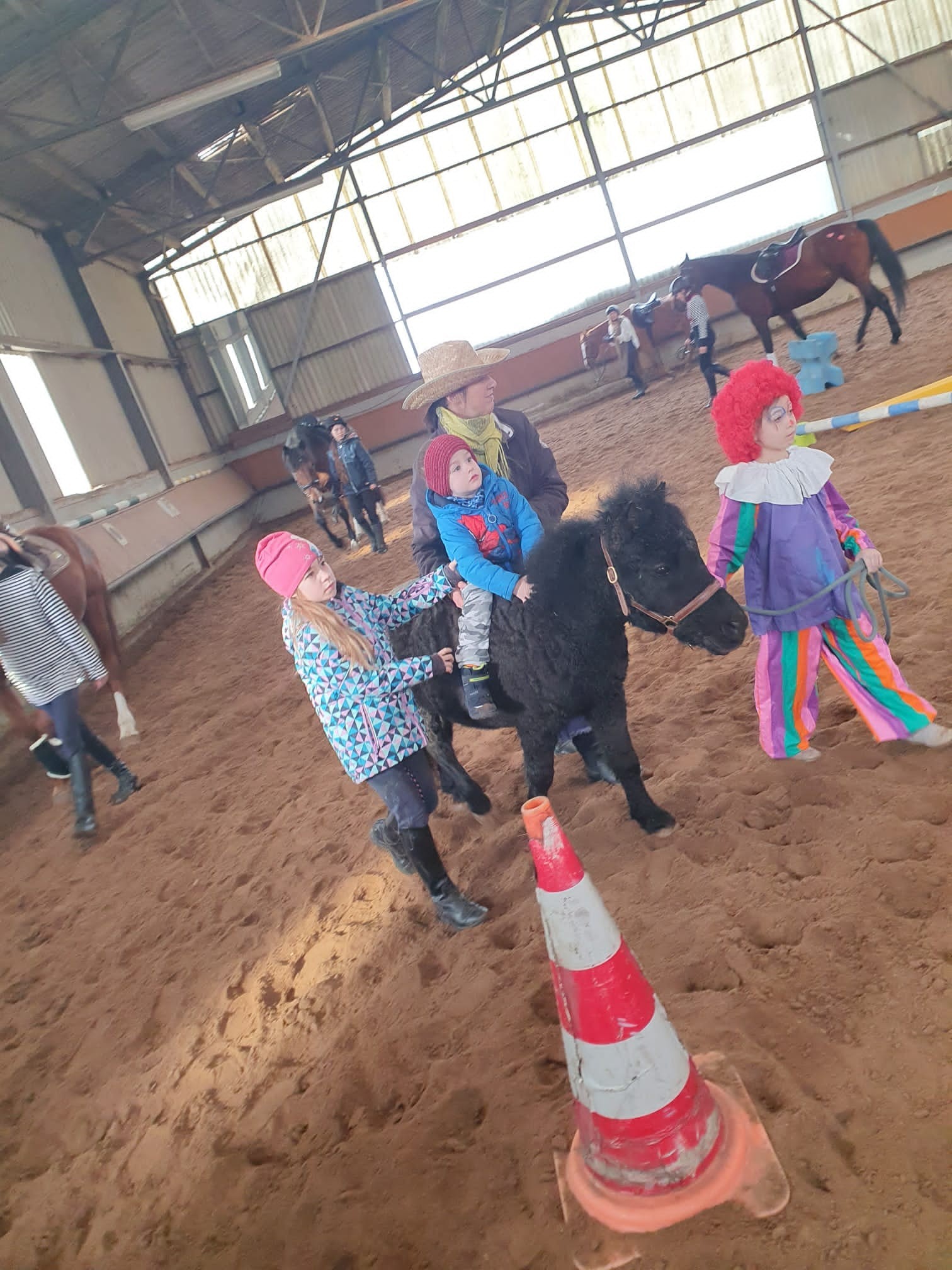 PHOTO-2023-02-19-12-07-31 2